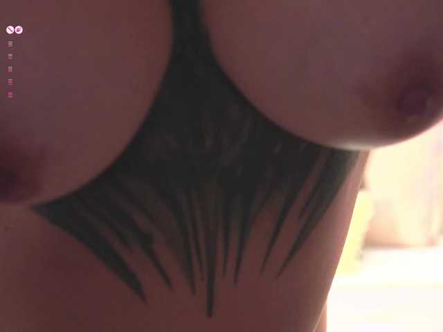 Carol-Ferrer live cam on BongaCams