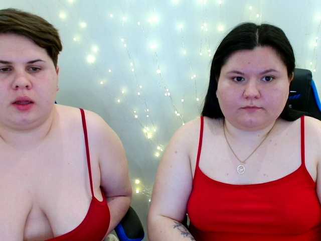 BeckyAndEllen's BongaCams show and profile