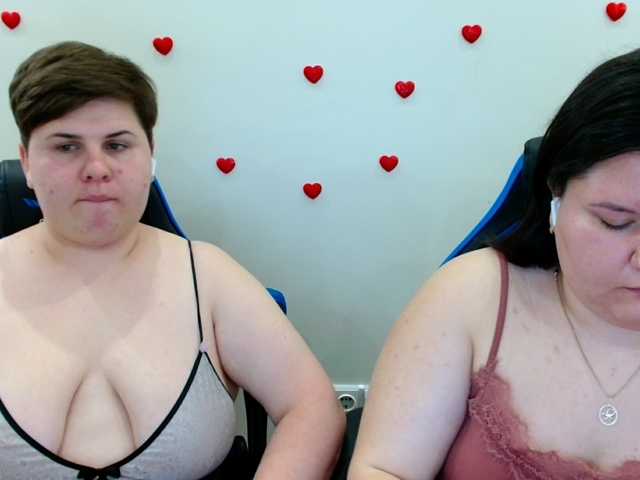 BeckyAndEllen live cam on BongaCams