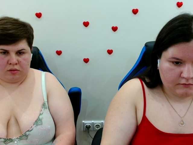 BeckyAndEllen live cam preview
