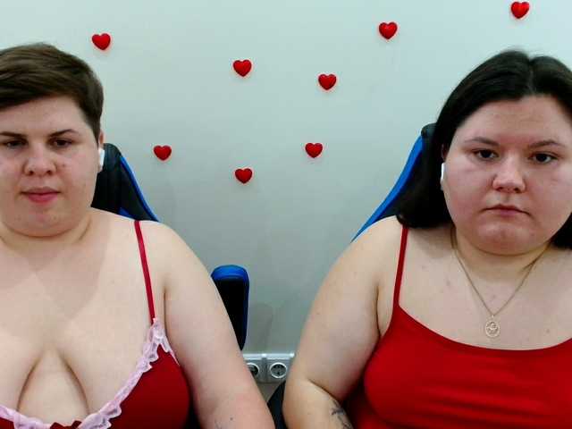 BeckyAndEllen live cam on BongaCams