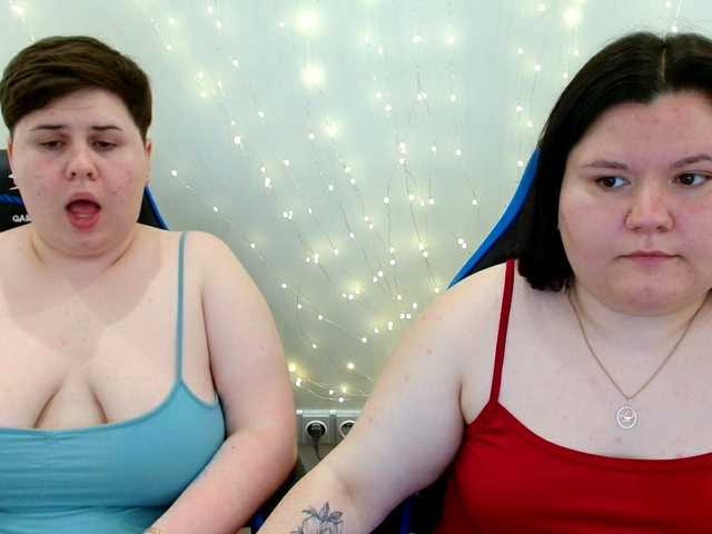 BeckyAndEllen live cam on BongaCams