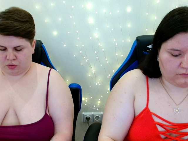 beckyandellen live sex show