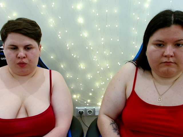BeckyAndEllen live cam on BongaCams