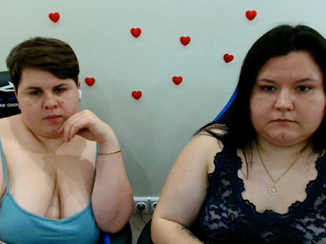 BeckyAndEllen live cam on BongaCams