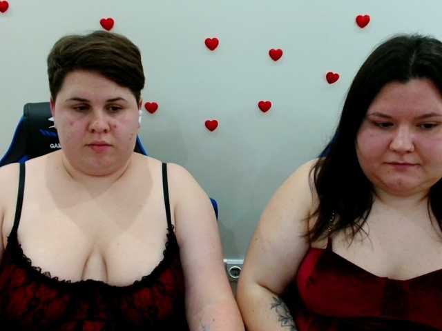 BeckyAndEllen live cam on BongaCams