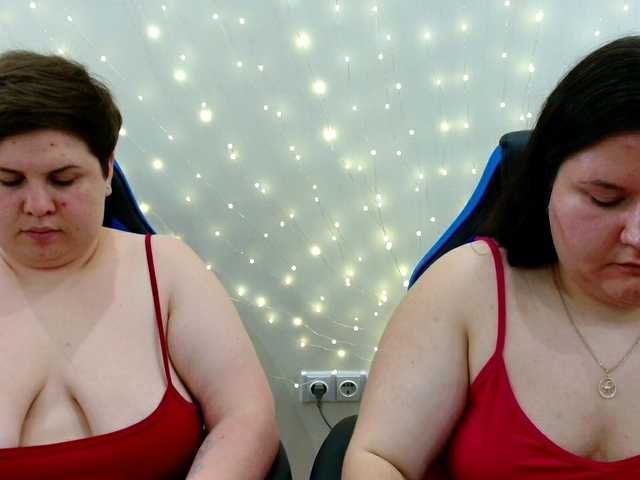BeckyAndEllen live cam on BongaCams
