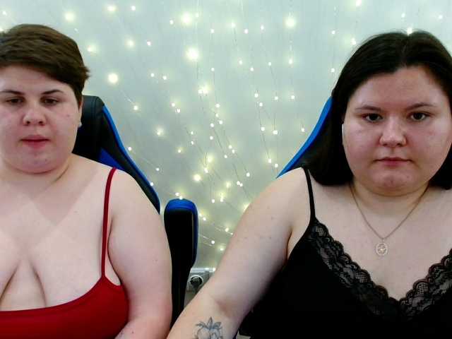 BeckyAndEllen live webcam show