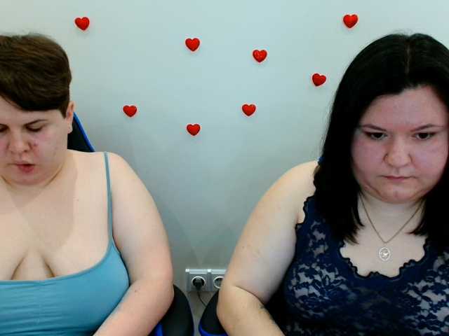 BeckyAndEllen live cam on BongaCams