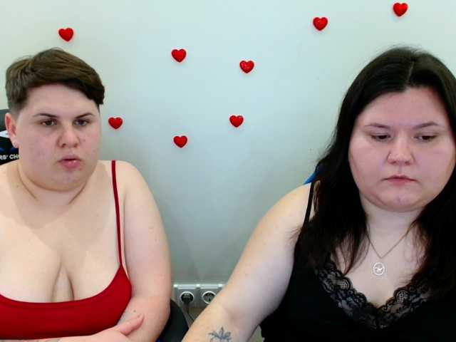 BeckyAndEllen live cam preview
