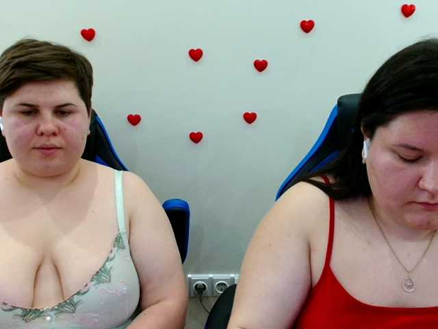 BeckyAndEllen live cam on BongaCams