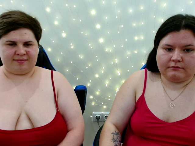 BeckyAndEllen live cam on BongaCams