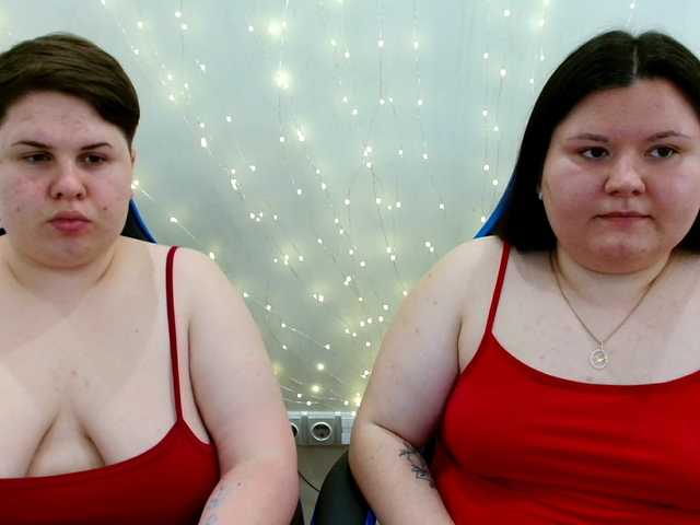 BeckyAndEllen live cam on BongaCams