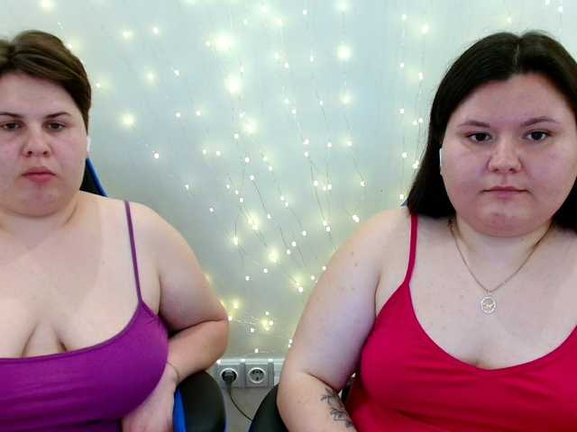 BeckyAndEllen live cam on BongaCams