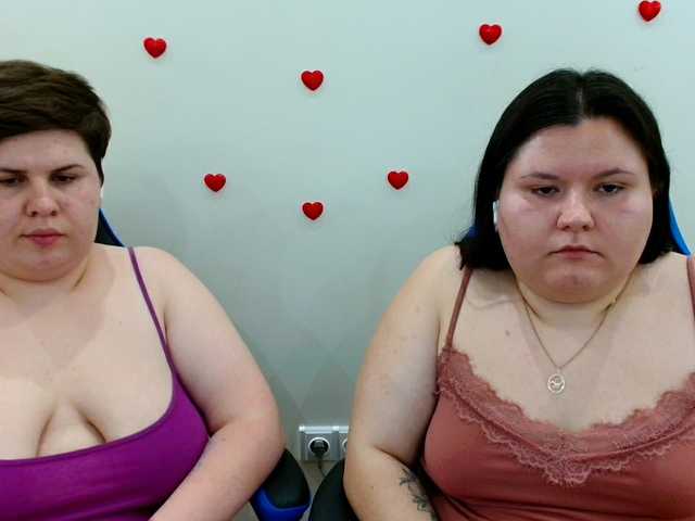 BeckyAndEllen live cam on BongaCams