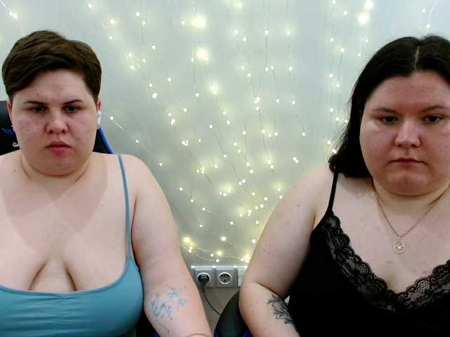 BeckyAndEllen live cam