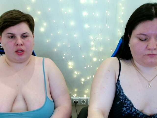 BeckyAndEllen's BongaCams show and profile