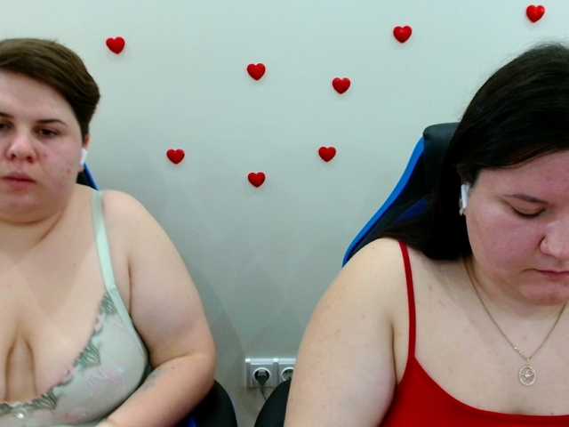 BeckyAndEllen live cam on BongaCams