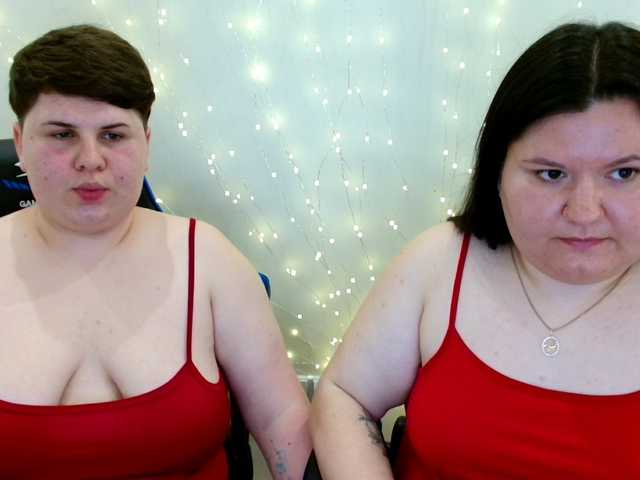 BeckyAndEllen live cam on BongaCams