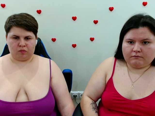 BeckyAndEllen live cam on BongaCams