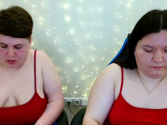 BeckyAndEllen live cam on BongaCams