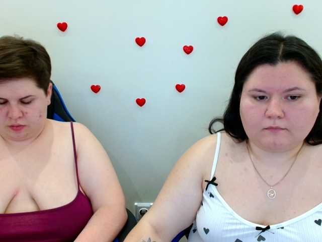 BeckyAndEllen live cam on BongaCams