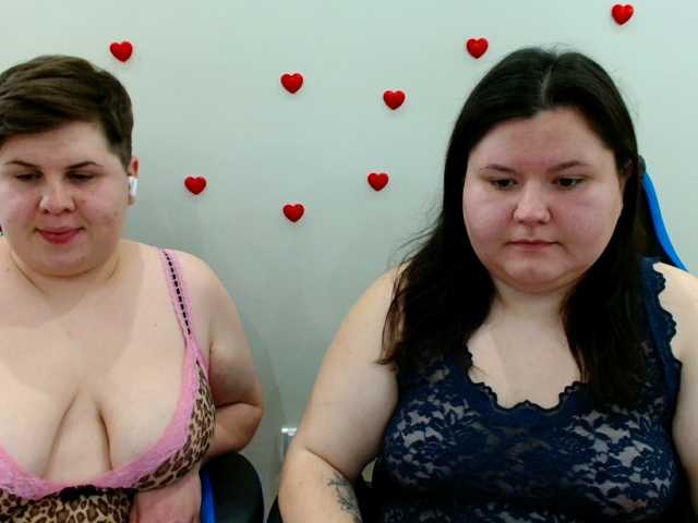 BeckyAndEllen live cam on BongaCams