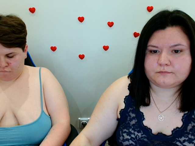 BeckyAndEllen live cam on BongaCams