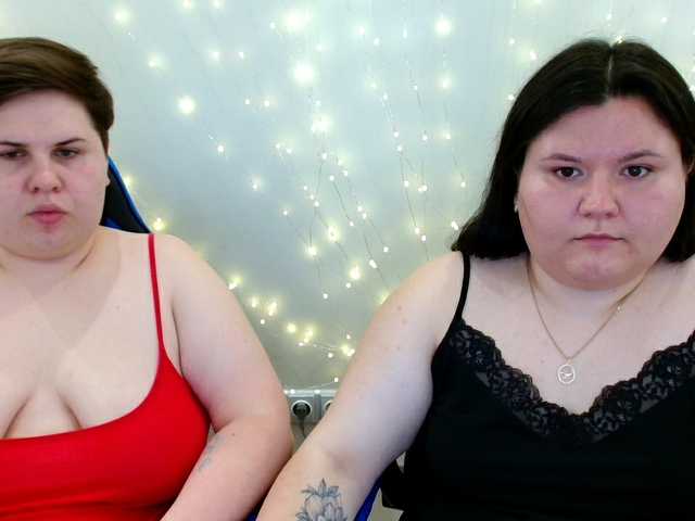 BeckyAndEllen live cam on BongaCams