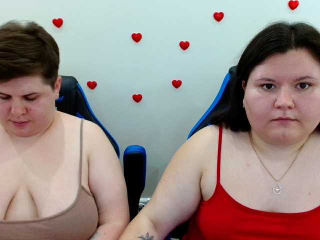 BeckyAndEllen live cam preview