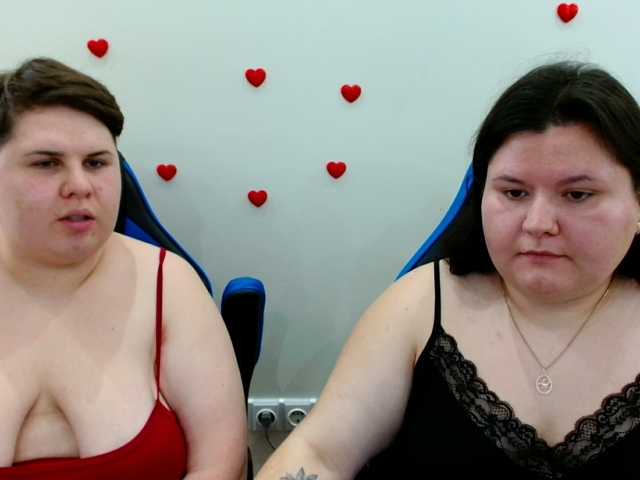 BeckyAndEllen live cam on BongaCams