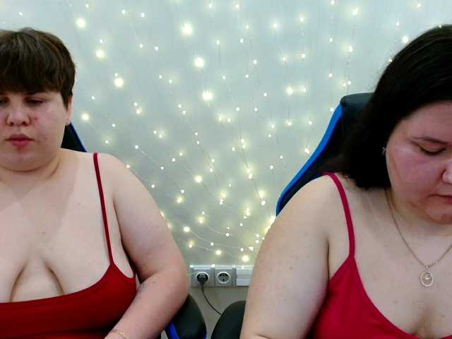 BeckyAndEllen live cam on BongaCams
