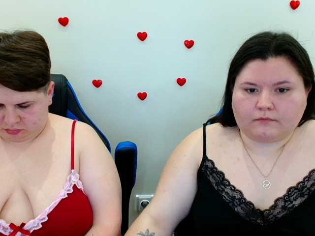 BeckyAndEllen live cam on BongaCams
