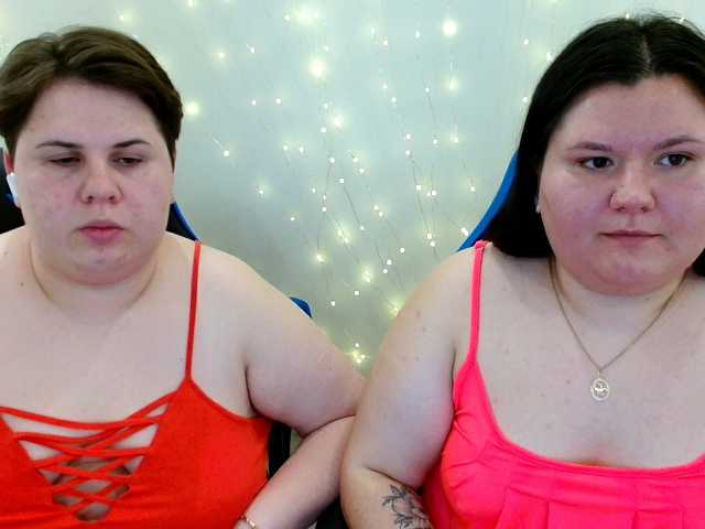 BeckyAndEllen live cam on BongaCams