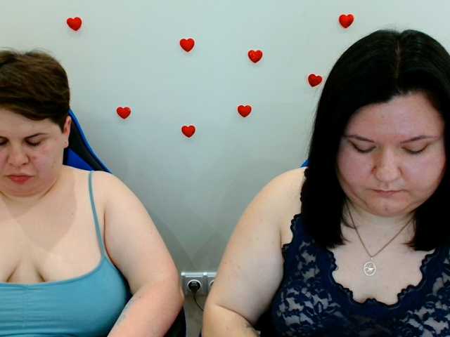 BeckyAndEllen live cam on BongaCams
