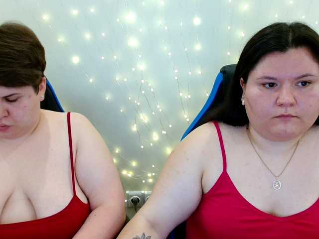 BeckyAndEllen live cam on BongaCams