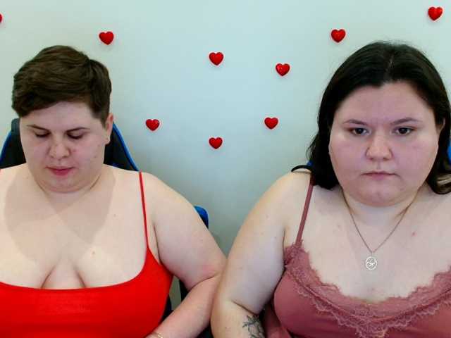 BeckyAndEllen live cam on BongaCams