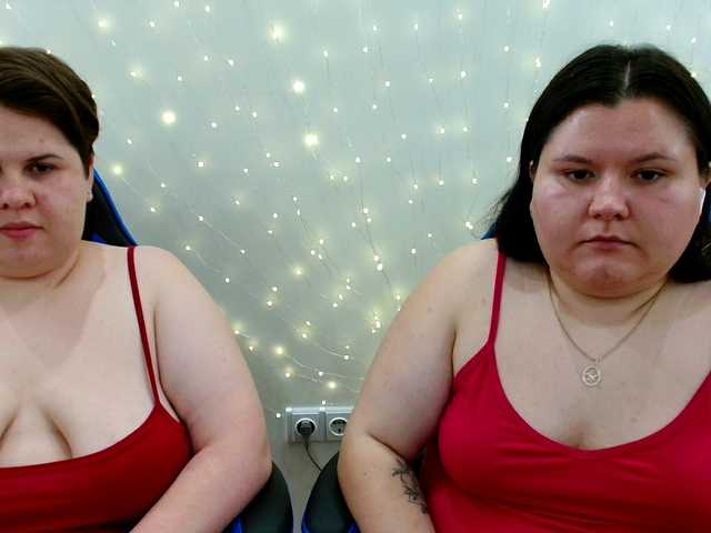 BeckyAndEllen live cam on BongaCams