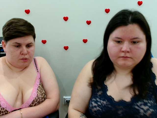 BeckyAndEllen live cam preview