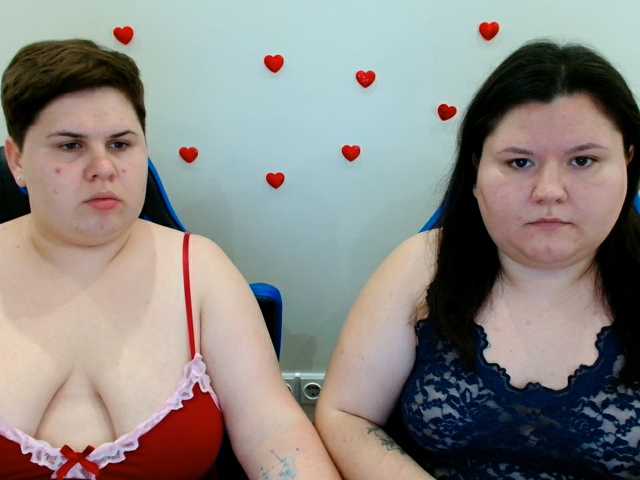 BeckyAndEllen live cam on BongaCams