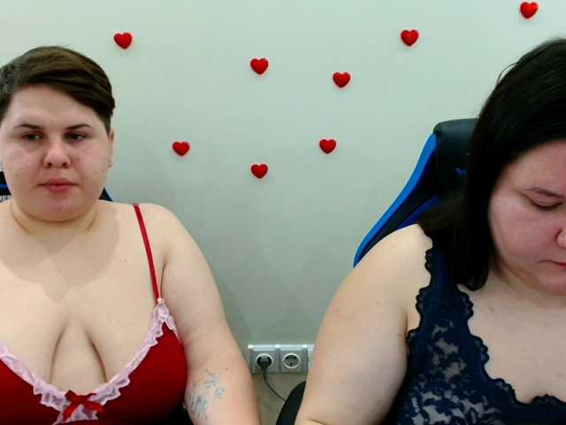 BeckyAndEllen live cam preview