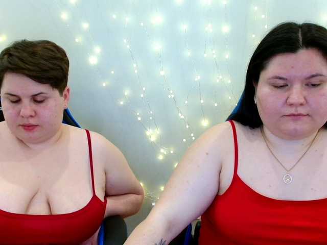 BeckyAndEllen's BongaCams show and profile