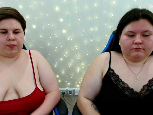 BeckyAndEllen live cam on BongaCams
