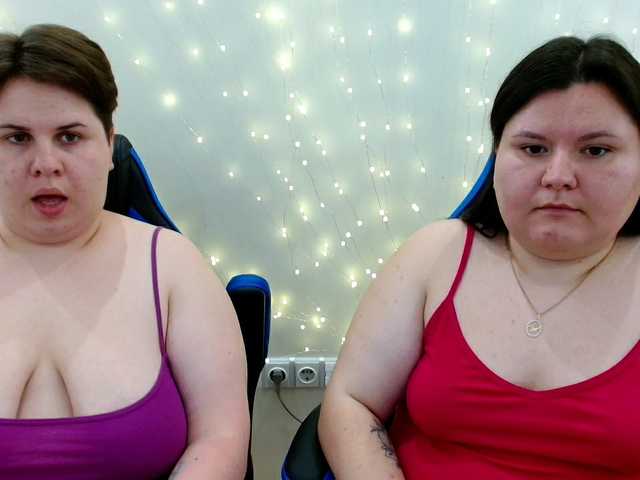 BeckyAndEllen live cam on BongaCams