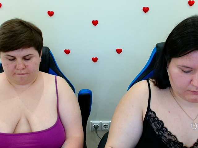 BeckyAndEllen live cam on BongaCams