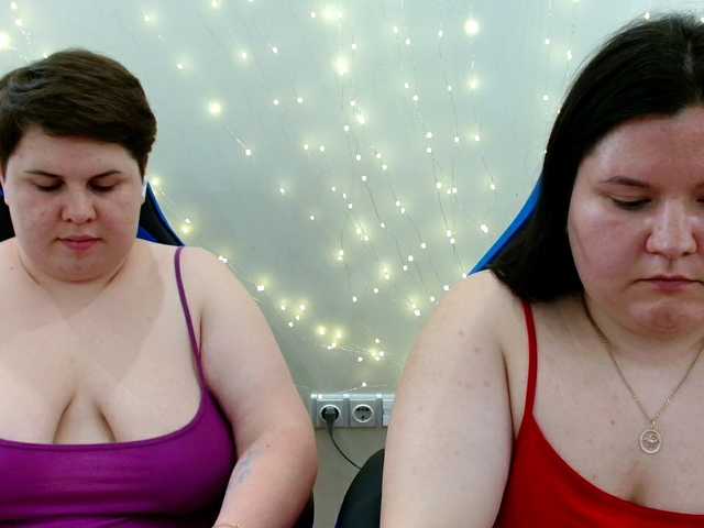 BeckyAndEllen live cam on BongaCams