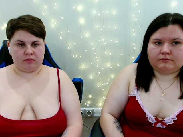 BeckyAndEllen live cam on BongaCams