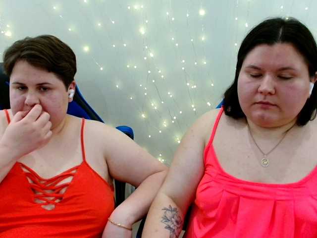 BeckyAndEllen live cam on BongaCams