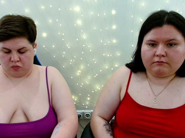 beckyandellen live sex show