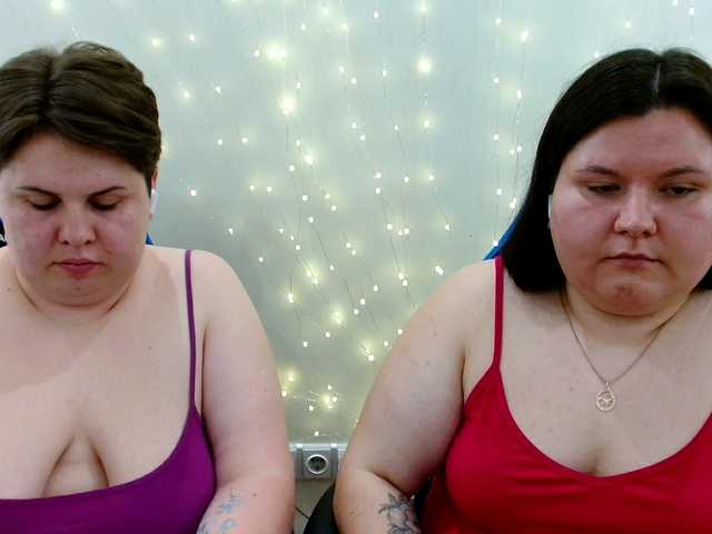 BeckyAndEllen live cam on BongaCams